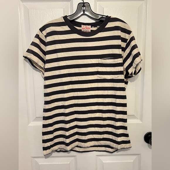 LEVI STRAUSS Vintage Women’s Black & White Striped Short Sleeve Tee Size L - Picture 1 of 6